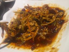 -老码头黑皮肘子锅包肉(赣水路店)