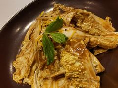 -皇城根·鲁菜济南菜·吊炉烤鸭·炒鸡鱼头(济南旗舰店)