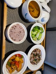 -臻康乃馨月子中心(集美店)