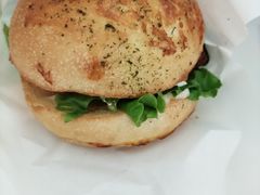 招牌秘制现烤鸡腿堡-必胜客(积水潭店)