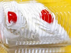 鲜奶小方蛋糕-红宝石·鲜奶小方·海派西点房(南丹店)