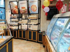 -皇冠幸福里动物奶油生日蛋糕(宗关地铁店)