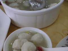 酸辣鲅鱼丸汤-海岛渔村大酒店(云霄路店)