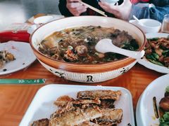 -凤百年大骨鸡饭庄