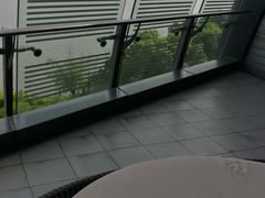 -上海滴水湖皇冠假日酒店