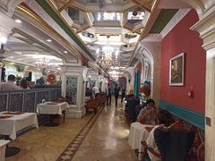 -巴格万美食园(达胜花苑店)