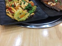 -莽哥海鲜烧烤(盘金路店)