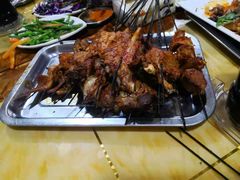 生烤羊排-青海名吃尕张娃非遗烤肉(海湖总店)