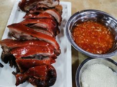 -黄记四更烤乳猪店