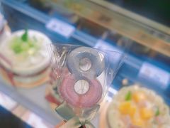 -花花卷卷·鲜食蛋糕(静安久光百货店)