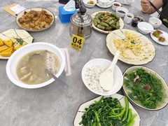 -银峰农庄·特色烧鸡·鲜无花果浸鸡