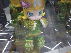 -泡泡玛特POPMART(侨福芳草地店)