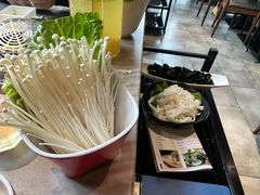 -潮牛海记•潮汕牛肉火锅•醉鸡煲•粿条汤(通北路店)