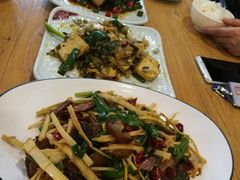 -钟记家菜(红专南路店)