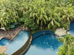 -三亚湾海居铂尔曼度假酒店