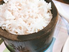 -胡桃里音乐餐厅(陶溪川店)(川湘赣菜·世界百大酒庄直供红酒·音乐表演)