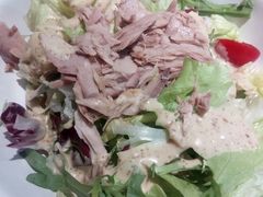 金枪鱼蔬菜沙拉-斗牛士牛排(南京东路店)
