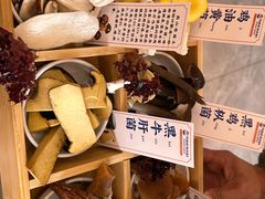 -阿婆情腊排骨火锅(金虹路店)