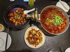 -万重锦·人文川菜馆(骡马市店)