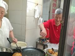 -阿婆油墩子(五里桥路188弄小区店)