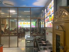 大堂-祝家饺子馆