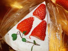 草莓千层-Miss Q Family甜品·蛋糕·法甜咖啡