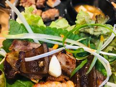 -江南猪肉商会无限续吃(弘大店)