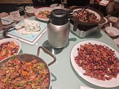 -湘西小馆(滨河路店)