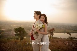 -雪中彩影婚纱摄影·微光艺术中心