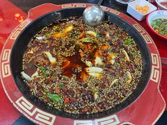 -烧哥美蛙肥肠鱼火锅·十五年社区店
