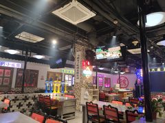-马路牙子烧烤音乐酒馆(望京店)