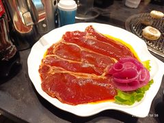 -老熟人烤肉城(马家堡店)