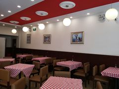 大堂-红宝石·鲜奶小方·海派西点房(南丹店)