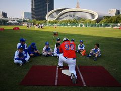 -黄龙魔方运动培训·棒球·橄榄球