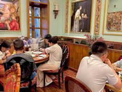 -秘密旅行Bonjour(黑金冠 江南西店)