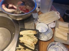 -山里屯铁锅炖·东北菜(康桥店)