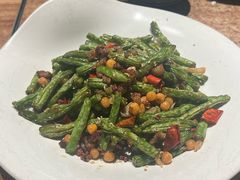 -耶里夏丽·丝路新疆菜·清真食品(徐汇南丹东路臻选店)