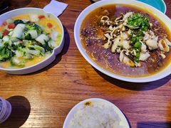 -巴特餐饮6加1音乐餐吧·新疆菜