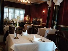 -成桂西餐厅·42年的味道(五大道疙瘩楼店)