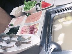 -海底捞火锅鲜切牛肉主题店(长寿路店)