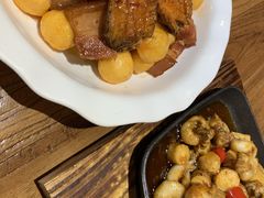 -东来菜馆•手抓海鲜家常菜•海鲜锅贴(鸽子窝店)