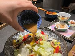 -铭牛烧肉·和牛海鲜自助(高新月牙湖店)
