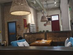 大堂-苹果树下艺术餐厅(宋庄店)