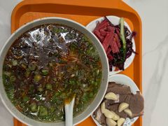 -德元兰州纯汤牛肉面(龙阳路店)