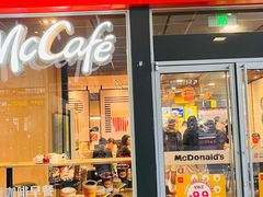 -麦当劳(轻轨曹杨路店)