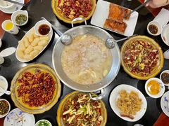 -老来福·非遗酸汤兔(凯旋路店)
