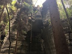 -梭布垭石林景区