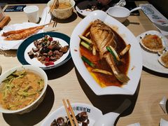 -小船渔村•大连菜•大连焖鱼(黄河路店)