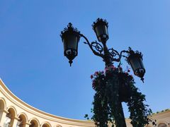 -王府井奥莱临潼小镇(临潼店)