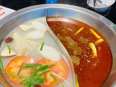 鸳鸯锅底-吴记老锅底麻辣火锅(福州路店)